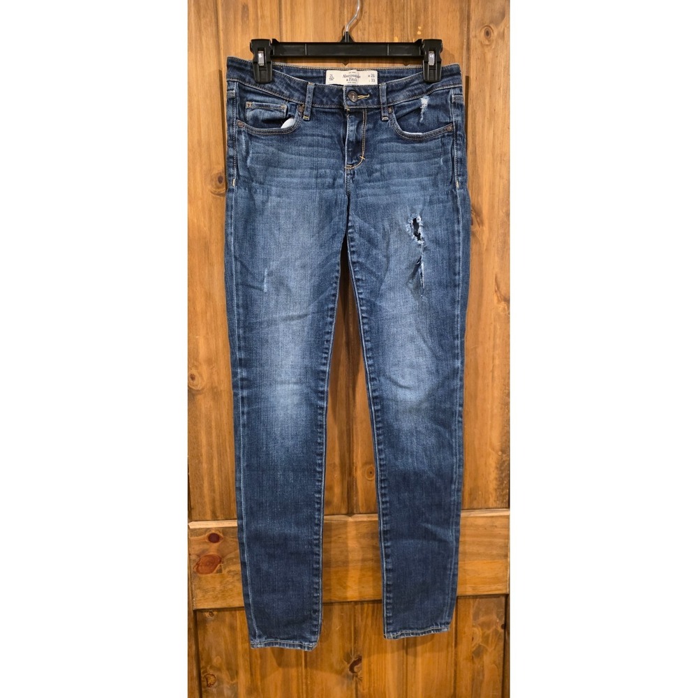 Abercrombie & Fitch Skinny Leg Jeans Mans Size 26x33 Blue Distressed Slim Fit
